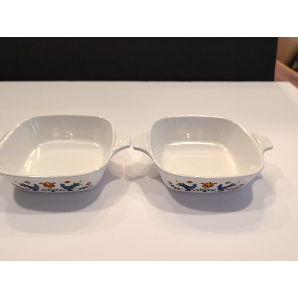 2 CorningWare Vintage Country Festival Petite Casserole‎ Dishes
